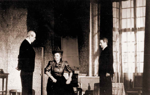 Premiéra inscenace hry v Bürgtheater ve Vídni v říjnu 1945